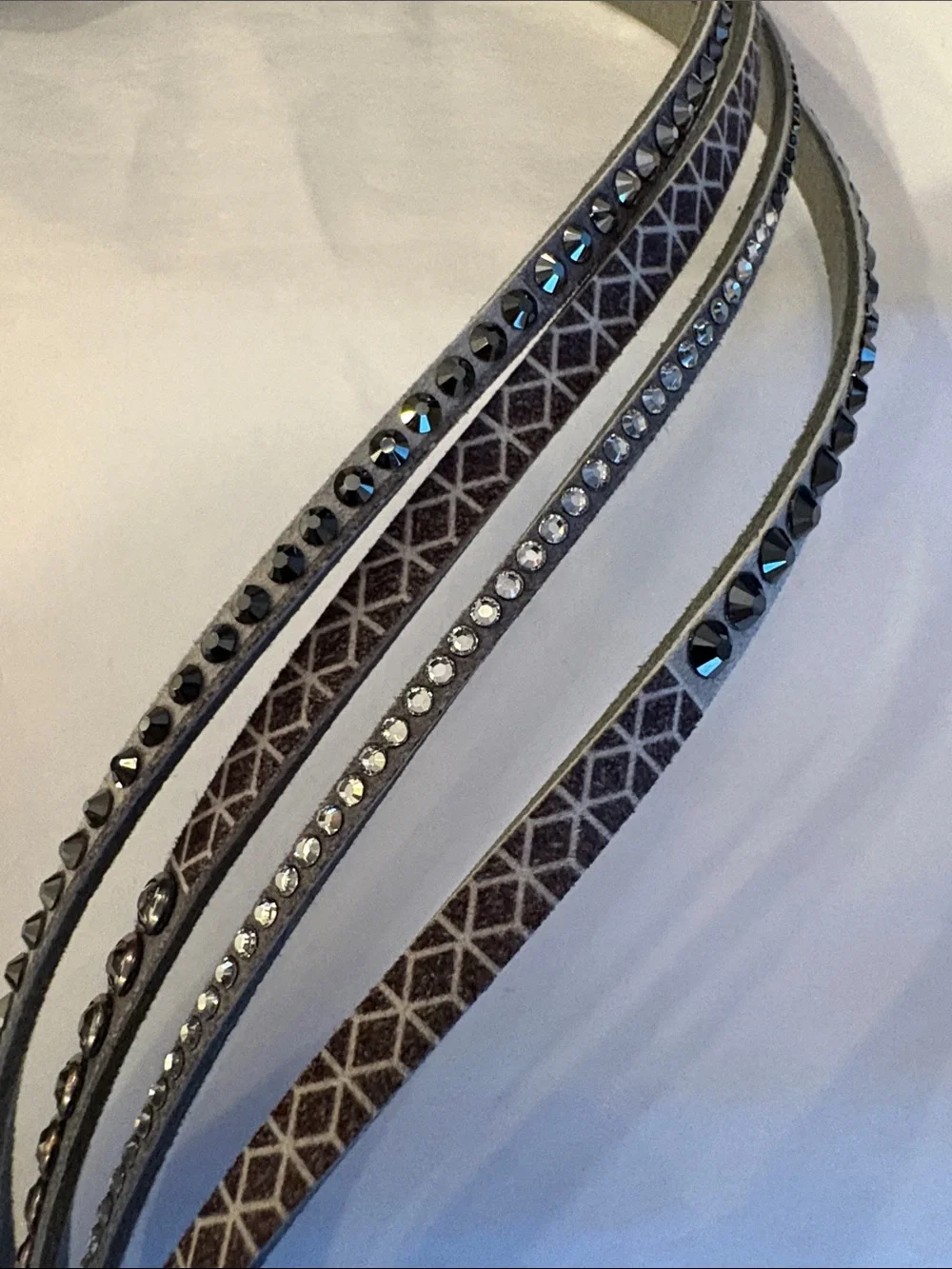 Swarovski Slake DLX Wrap Bracelet Gray Suede Crystal Stud Geometric Print 52700
